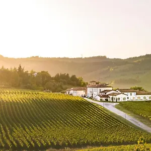 **** Hotel Borgo Conde Wine Italia
