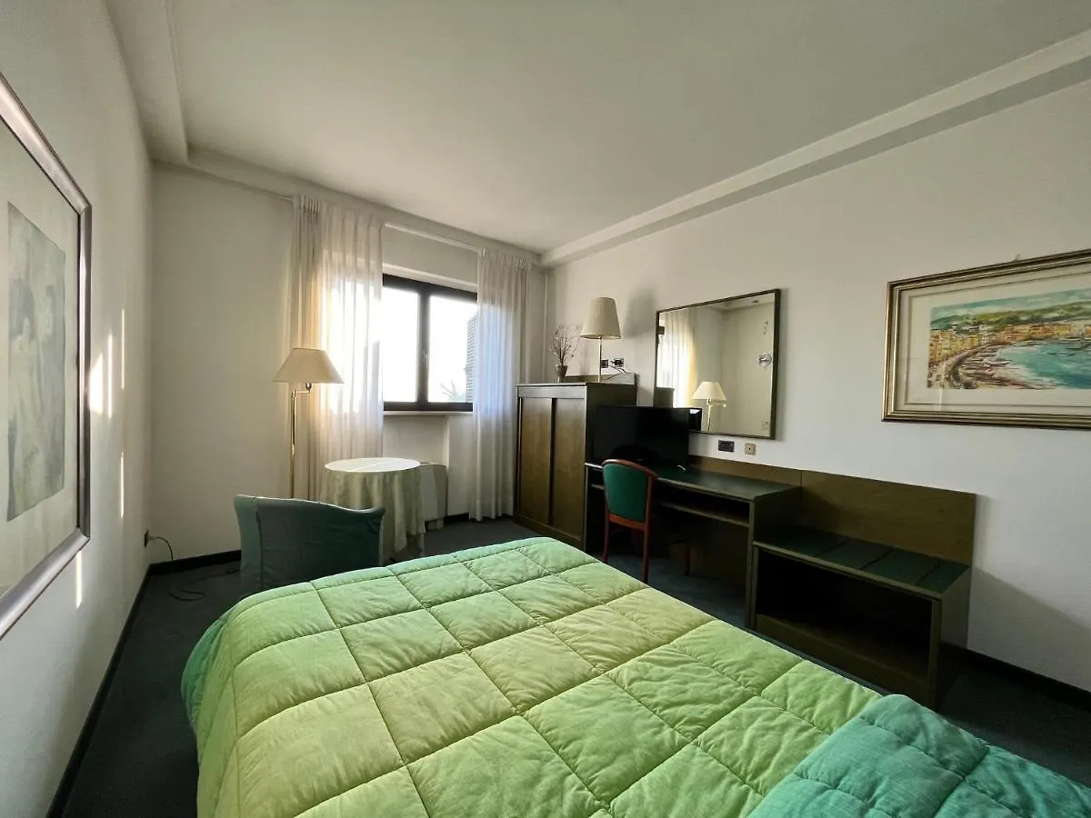 ***  Hotel La Goletta Binasco Italia