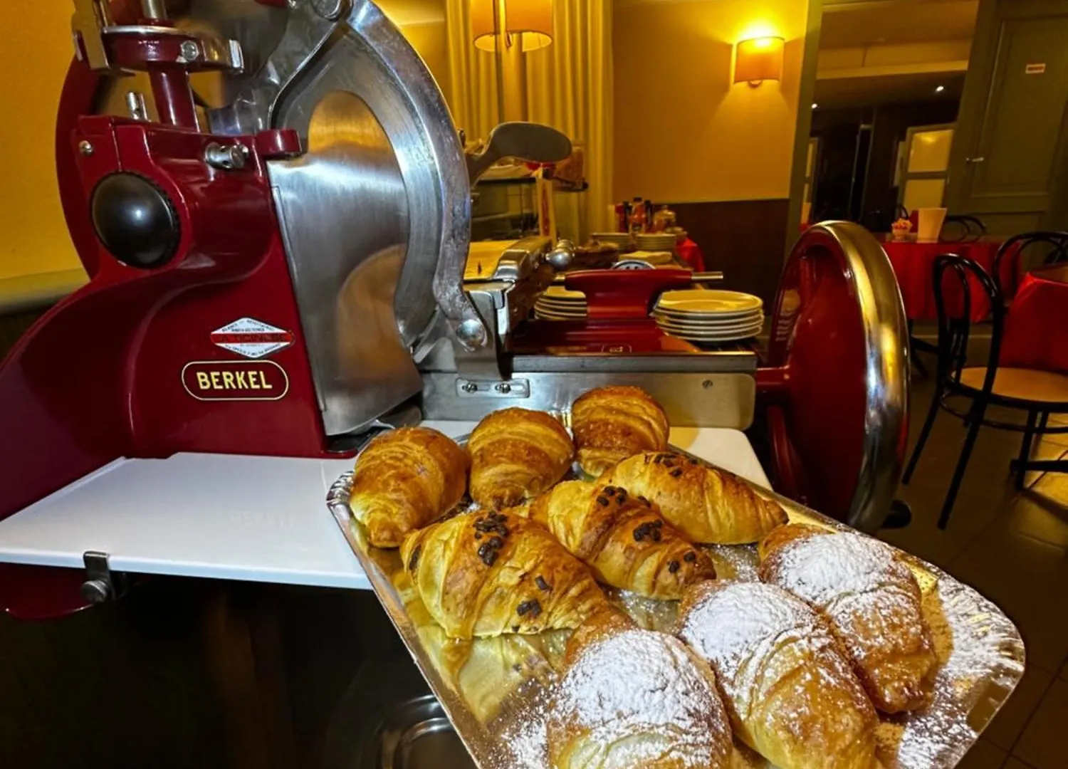 Hotel La Goletta بيناسكو